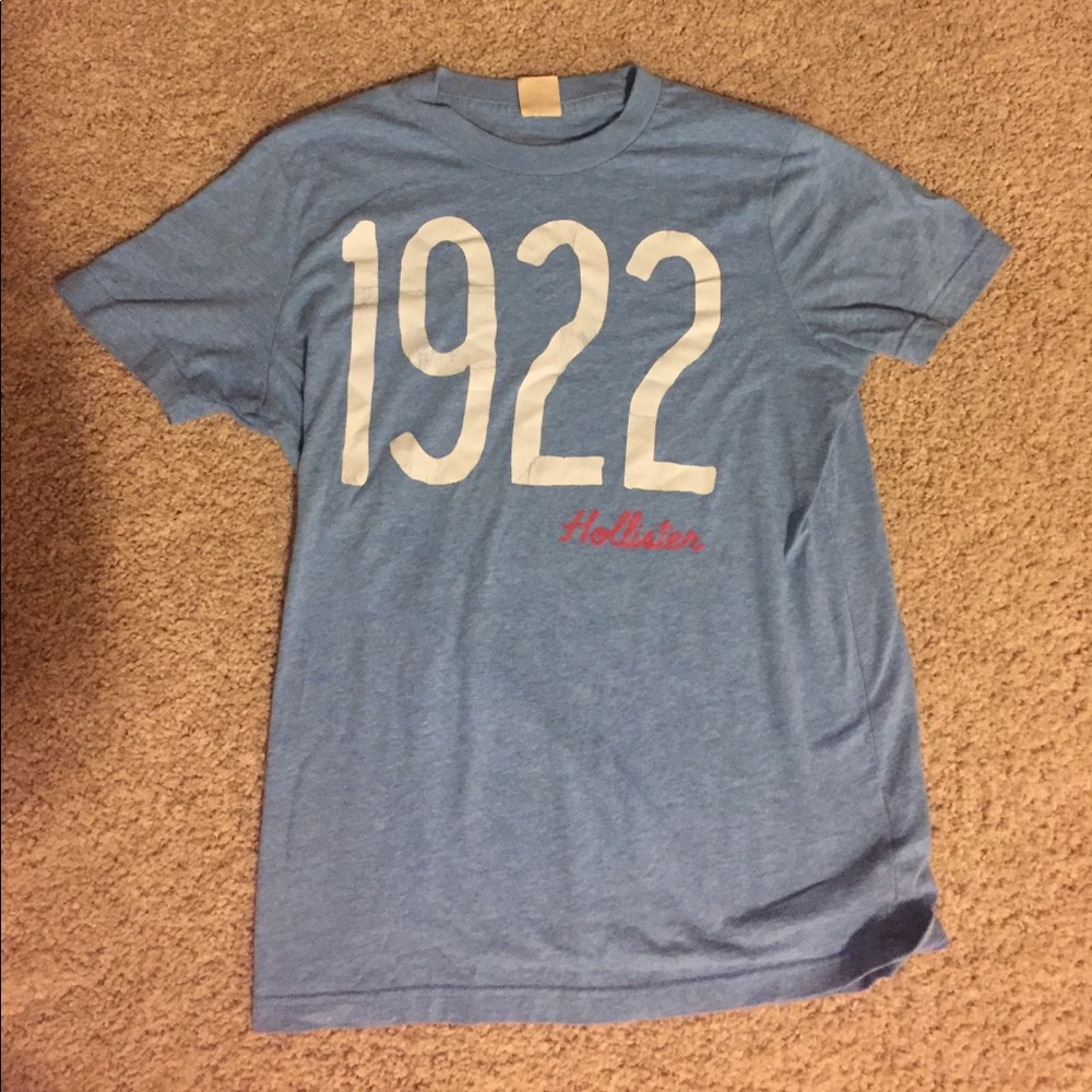 Hollister shirt