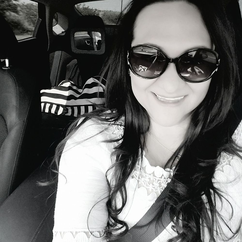 Meet your Posher, Lori ann