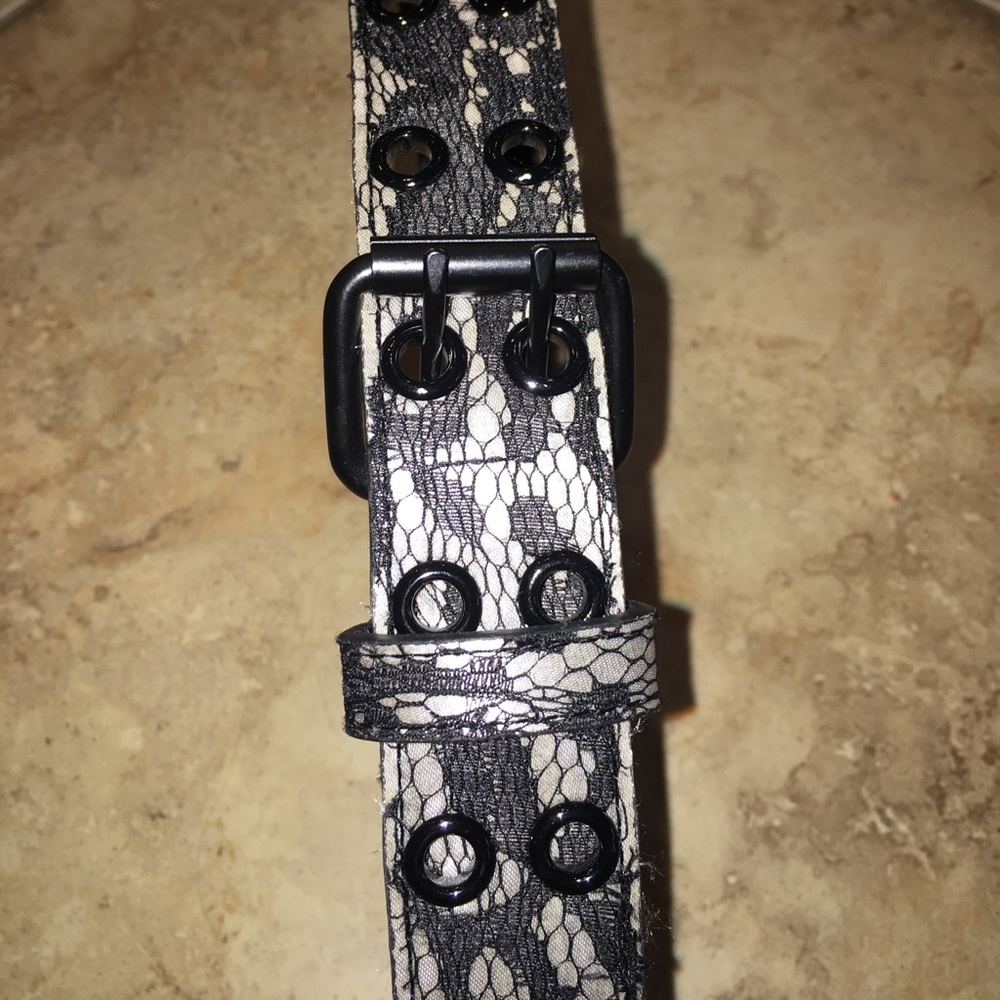 Lace belt - Picture 3 of 5