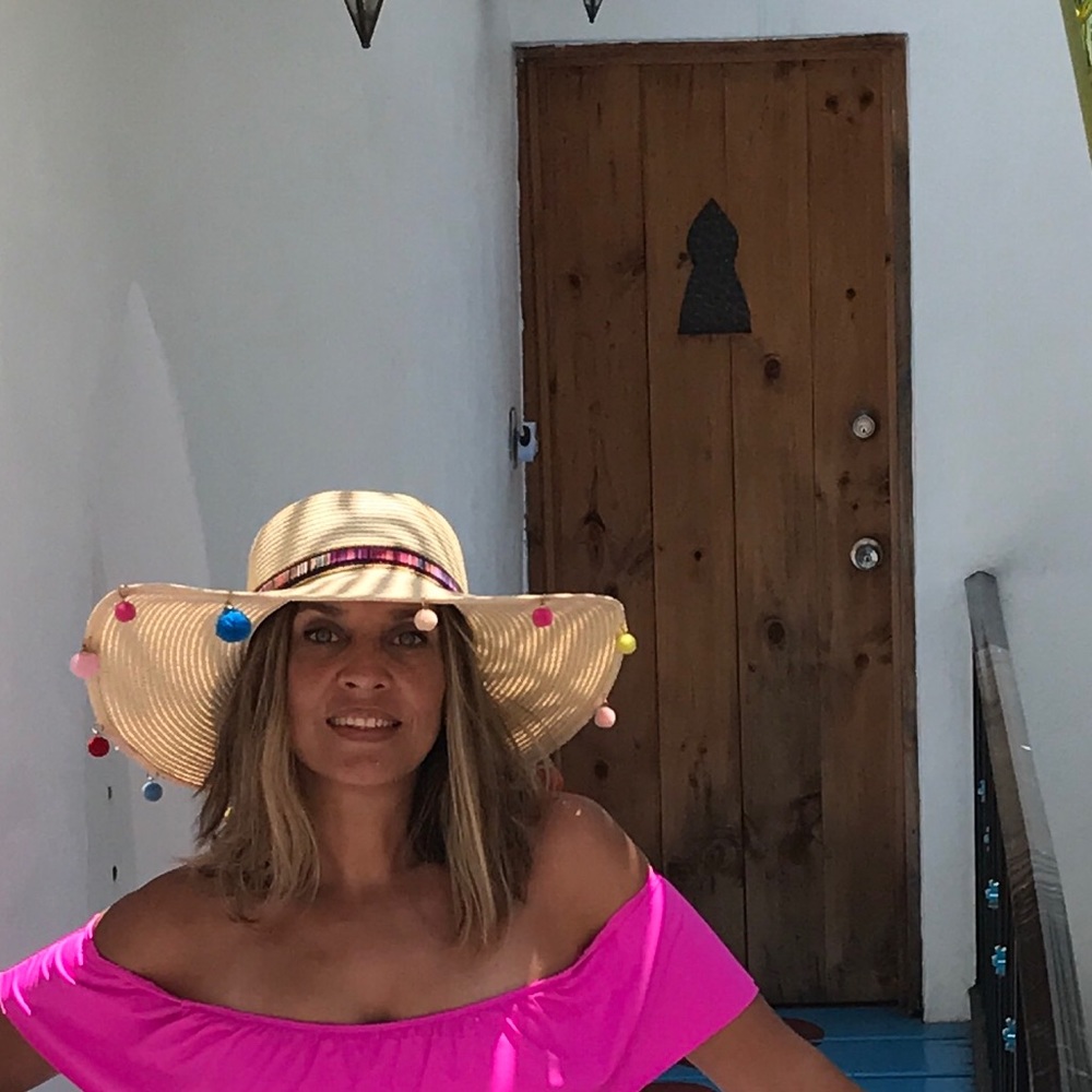 Meet your Posher, Tey