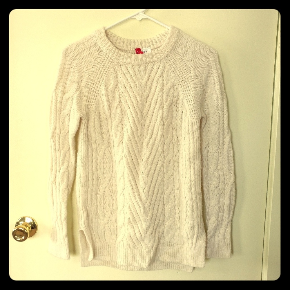 H&M Divided Knitted Cable Sweater