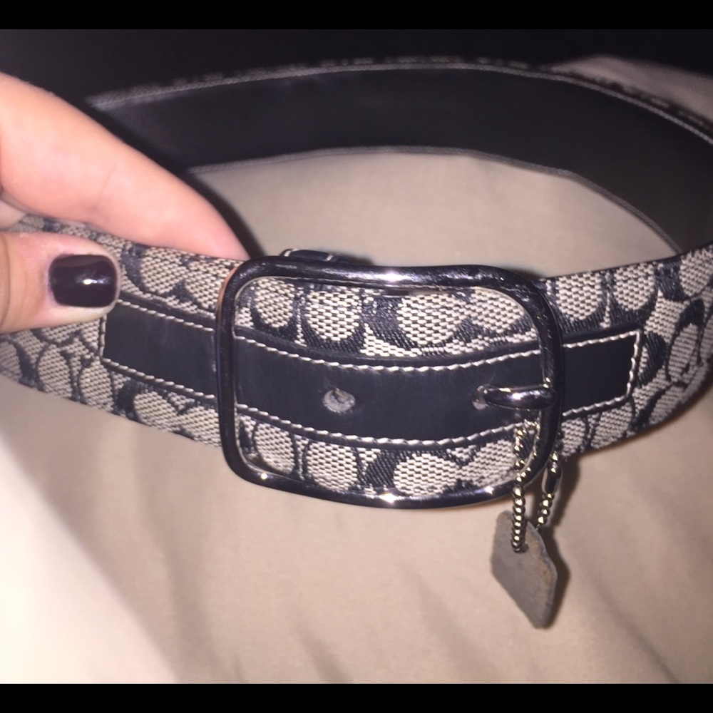 Authentic coach never worn leather belt size small