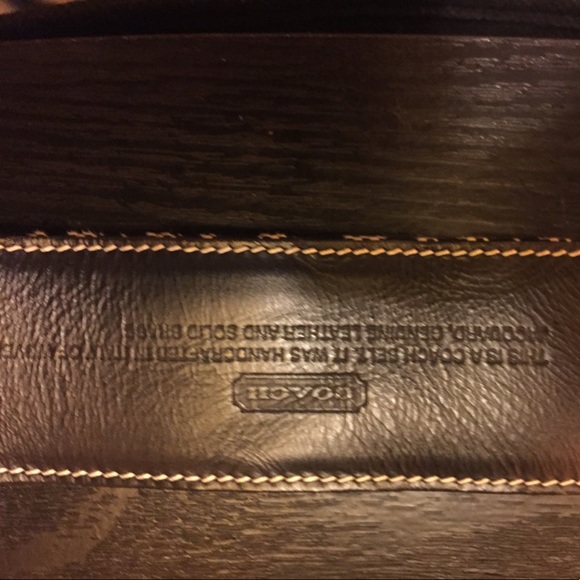 Authentic coach never worn leather belt size small - Picture 3 of 4