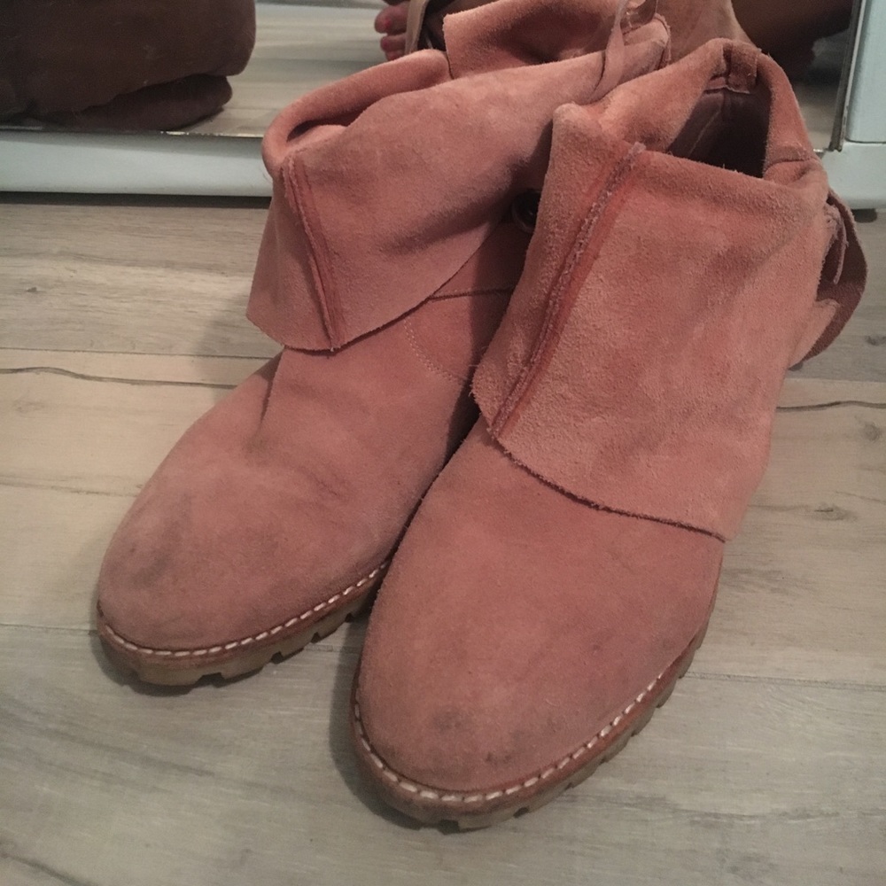 Dolce Vita pink suede booties
