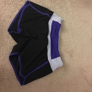 going to goodwill if not sold lulu lemon shorts