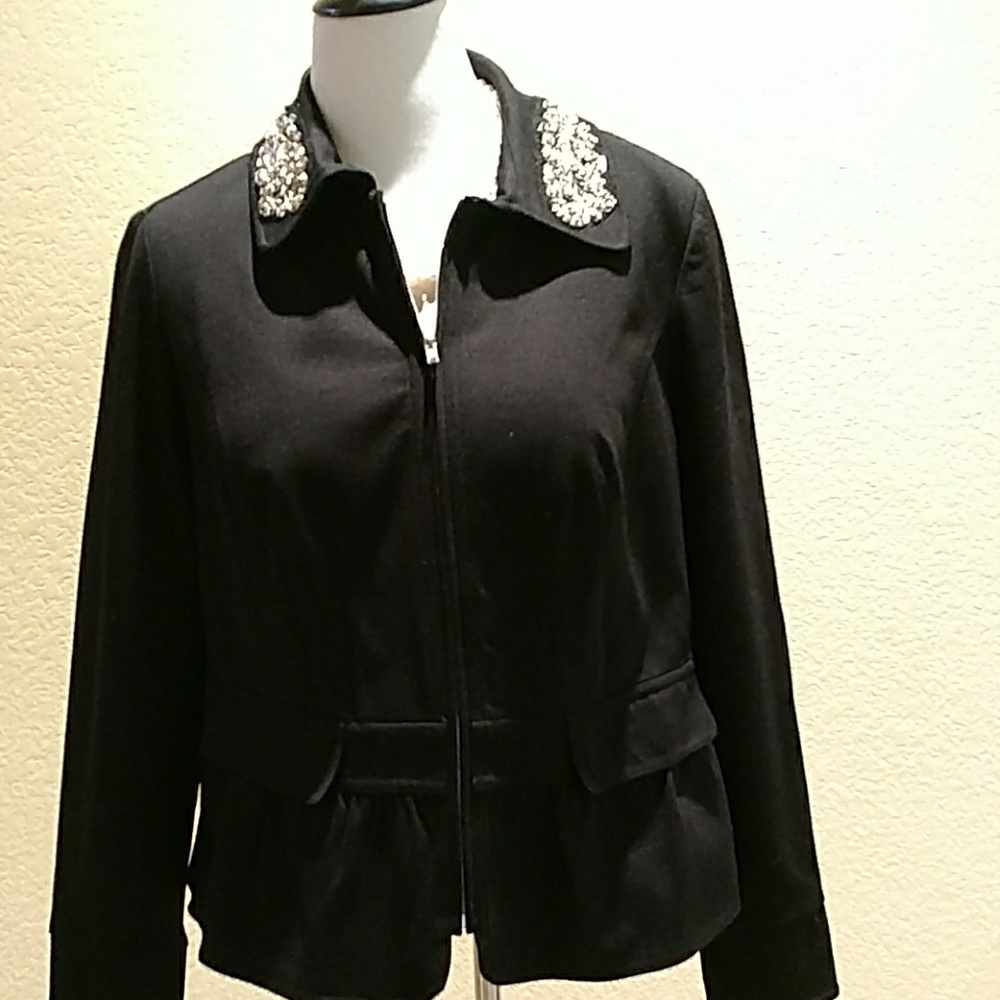 Black jacket,,🌻🌻🌻🌻💐HOST PICK 8/22,🌻🌻💐💐