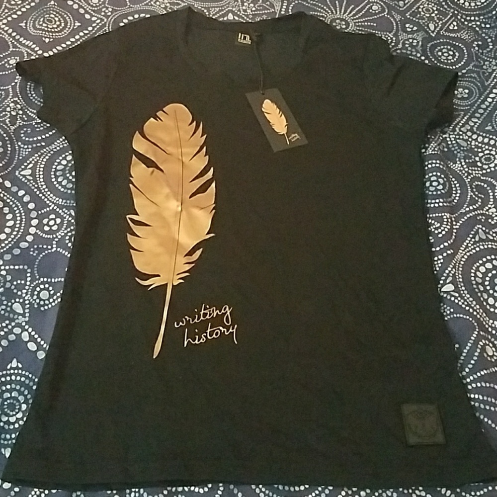 Tomorrowland Writing History Feather Tee NWT