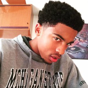 Meet your Posher, Lyndon