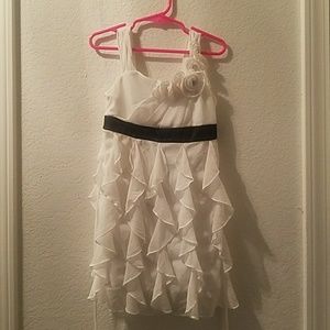 Girls dress