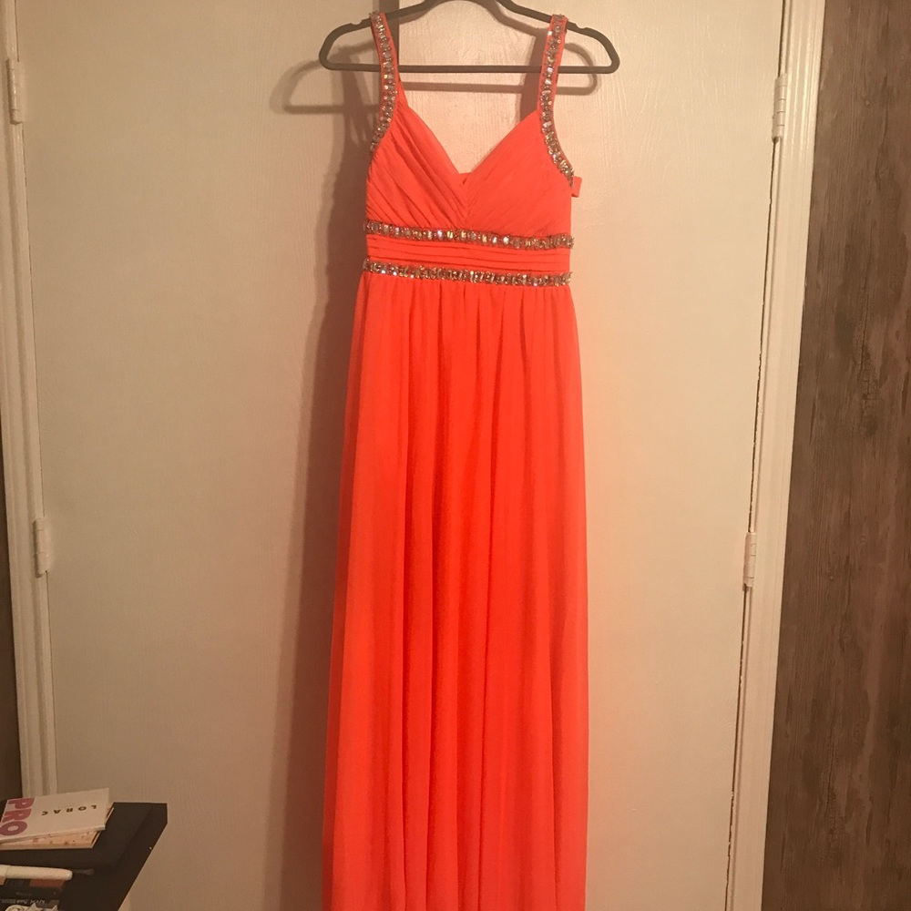 Beautiful bright pink gown!