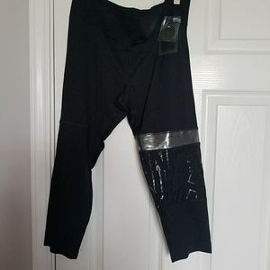 Victoria's Secret / Pink Bonded Crop legging