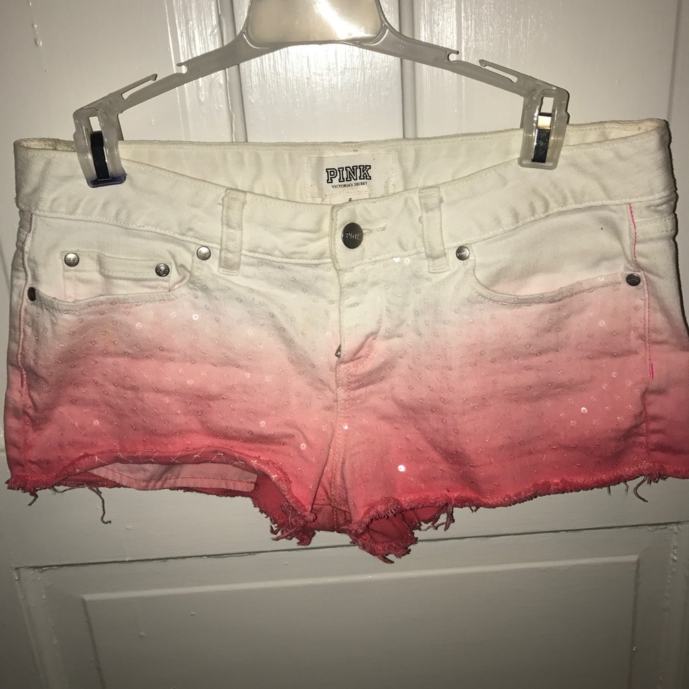 VS PINK FADED SHORTS W/ LITTLE SEQUIN DETAIL SZ 6!