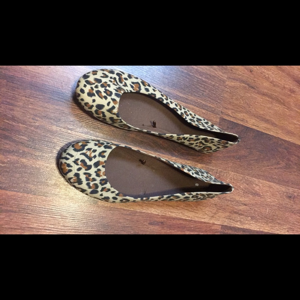 NWOT Animal Print Flats