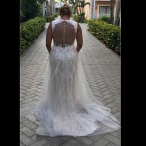 Tulle A-Line Wedding Dress with Plunging V-Neck