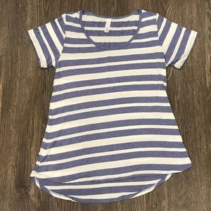 LulaRoe Classic Tee - Size S