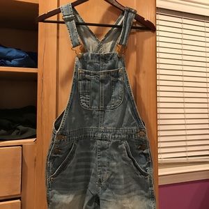 🦅AMERICAN EAGLE OUTFITTERS🦅Overall Shorts