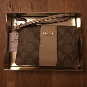 Coach Zip Wristlet In Signature Jacquard Canvas