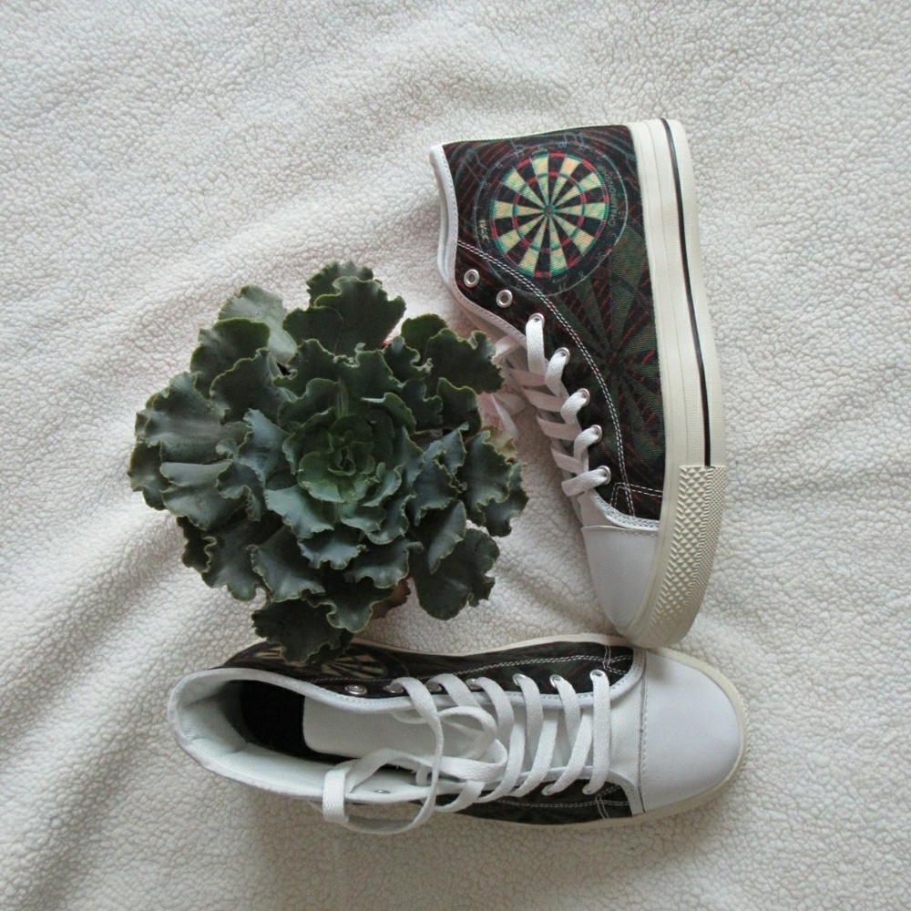 Dart High Tops