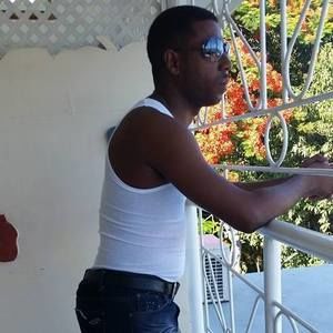 Meet your Posher, West