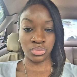 Meet your Posher, Tasha