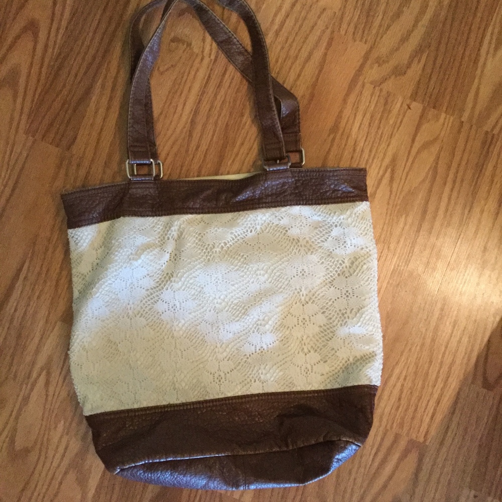Large handbag purse
