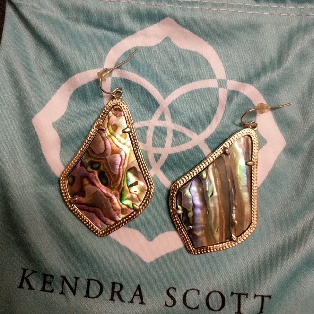 Kendra Scott Alexandras in abalone shell