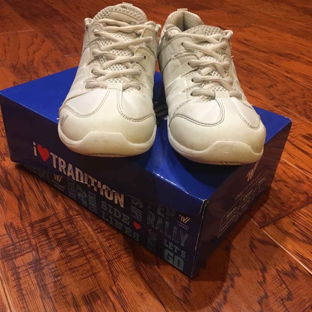 Varsity Tradition cheer shoes
