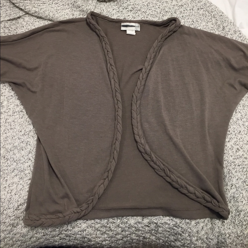 Grey cardigan short sleeve