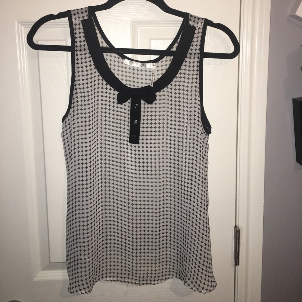 Black and white top with bow