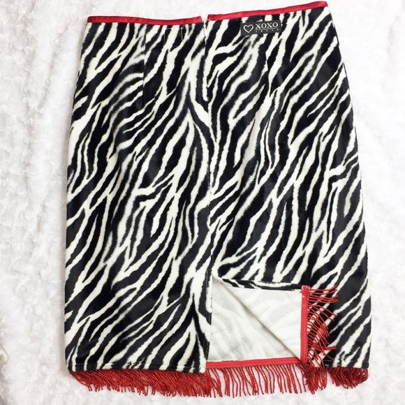 XOXO Beaded Zebra Print Pencil Skirt - So Unique!! - Picture 5 of 6