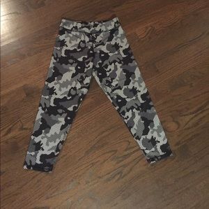 Dri-fit black Cami cropped work out pants