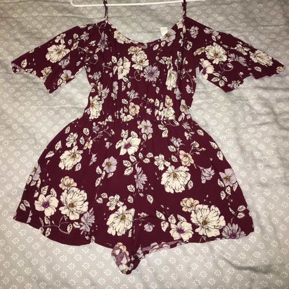 Forever 21 Maroon off-shoulder flower romper - Picture 1 of 4