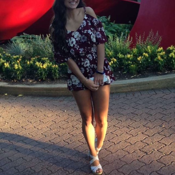 Forever 21 Maroon off-shoulder flower romper - Picture 3 of 4