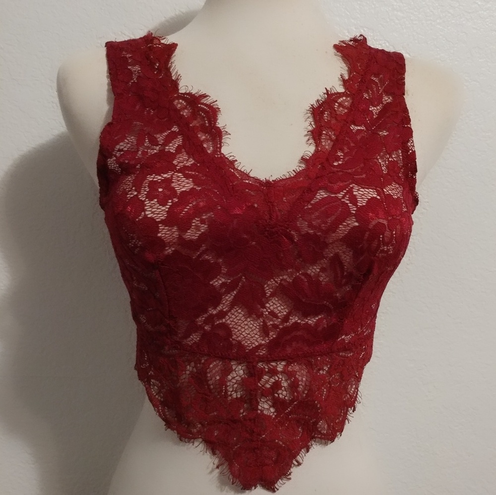❤Red Lace Crop Top❤