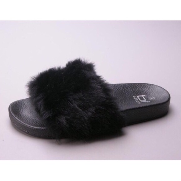 Black Faux Fur Slides - Picture 2 of 5