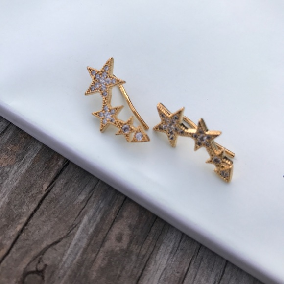 Gold CZ Stars Ear Crawler Earrings - Picture 1 of 3