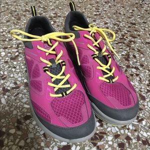 ECCO WOMENS BIOM TRAIL Shoe Sz 36