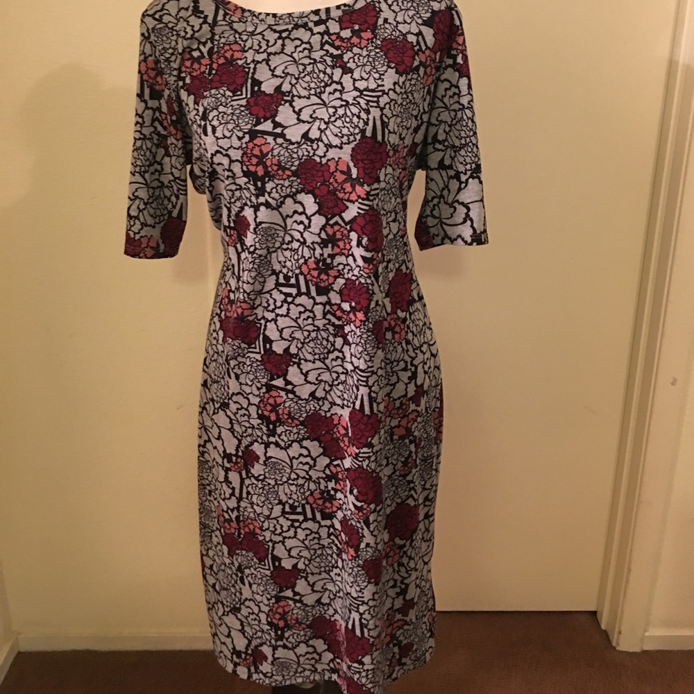 EUC LuLaRoe Julia 2XL