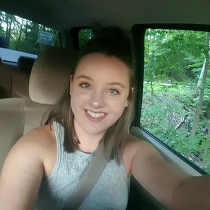 Meet your Posher, Bethany