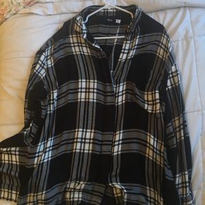 Oversized black and white plaid shirt