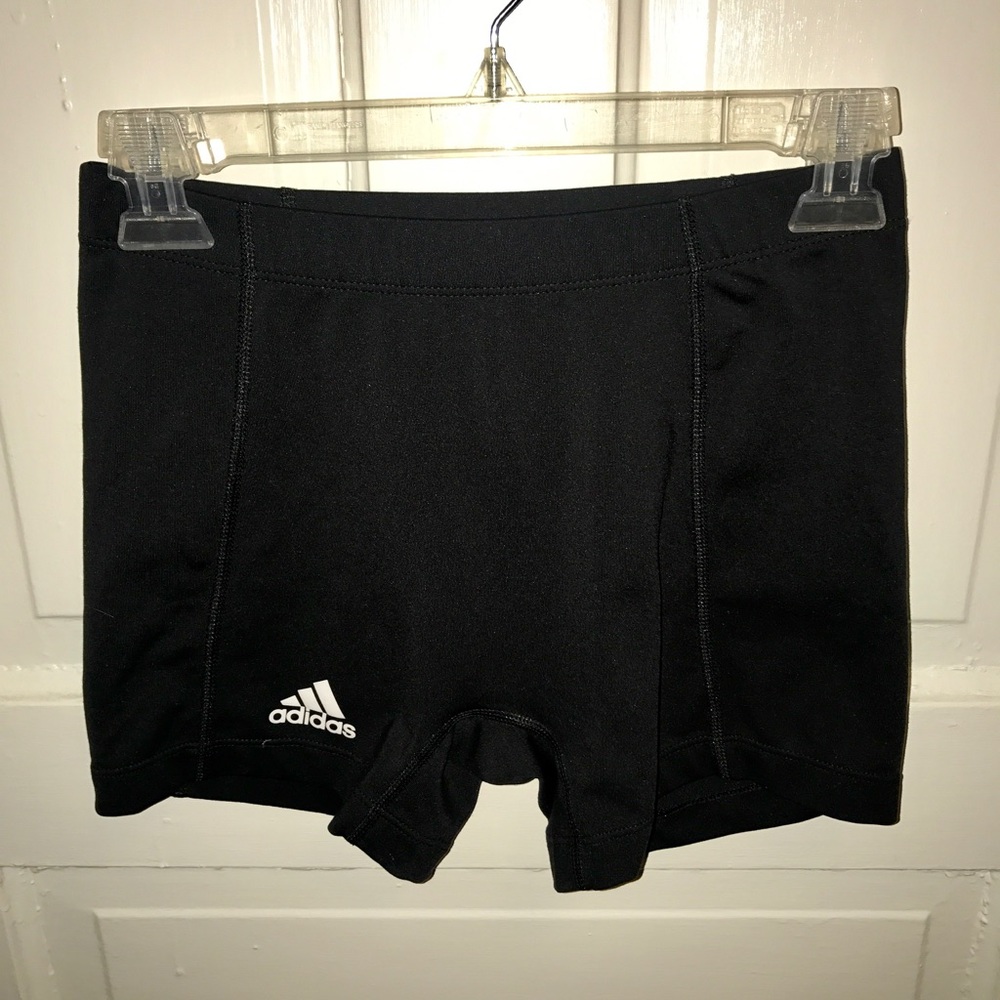 ADIDAS/CLIMATE RUNNING SHORTS!! Mdm!
