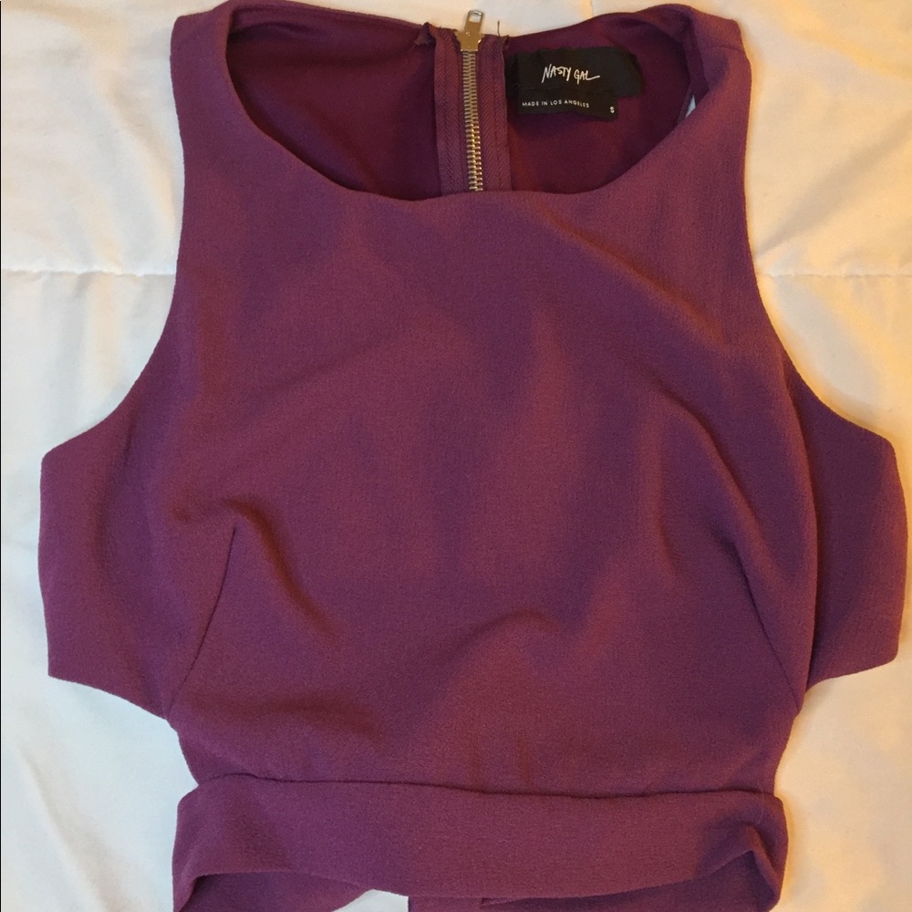 NWOT Maroon Crop Top by Nasty Gal 🎀