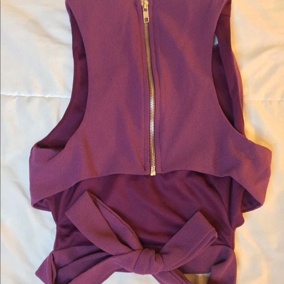 NWOT Maroon Crop Top by Nasty Gal 🎀 - Picture 2 of 4
