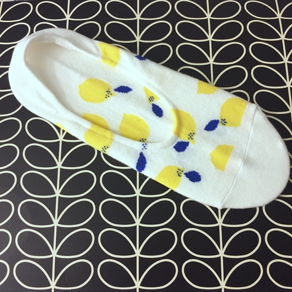 NEW!✨🍋Lemon Print 🍋🌿Ankle Socks! - Picture 1 of 3