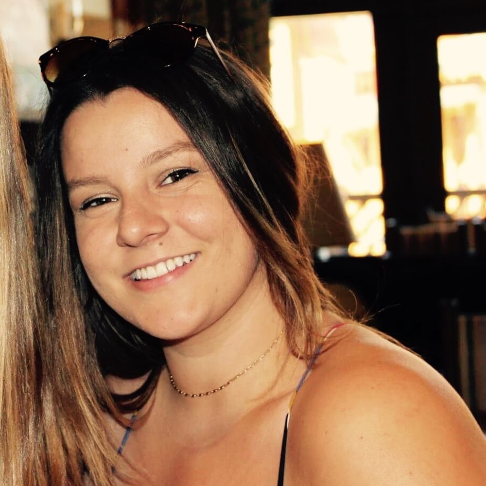 Meet your Posher, Emily