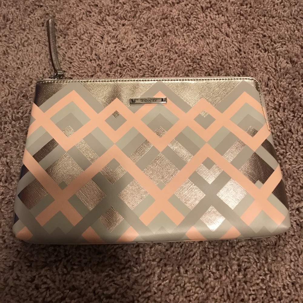 Stella & Dot clutch
