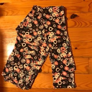 Brand new Lularoe one size leggings