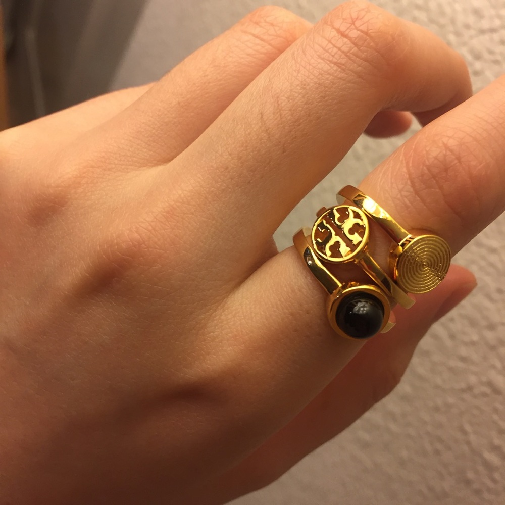 TORY BURCH "Livia" Stacked Ring Set - Picture 4 of 4