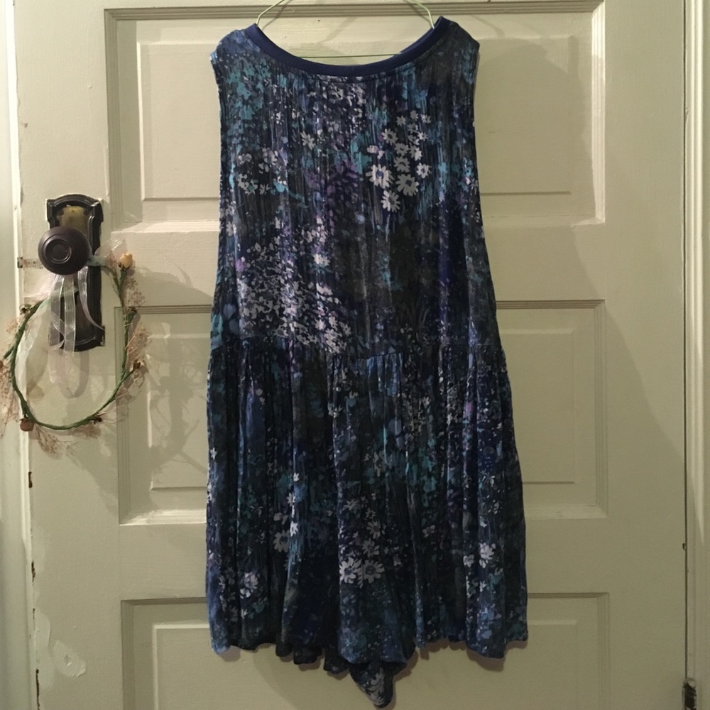 Water color blue floral romper S