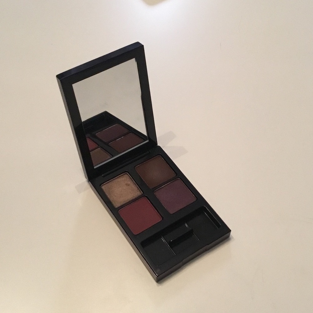 Fiona Stiles Artist eyeshadow quad Electra